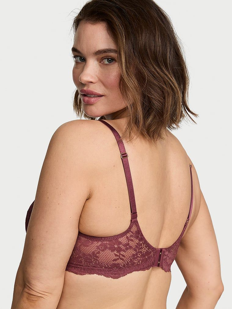 Push-up podprsenka Dream Angels. Produkt je růžové barvy a pochází z kolekce Dream Angels.