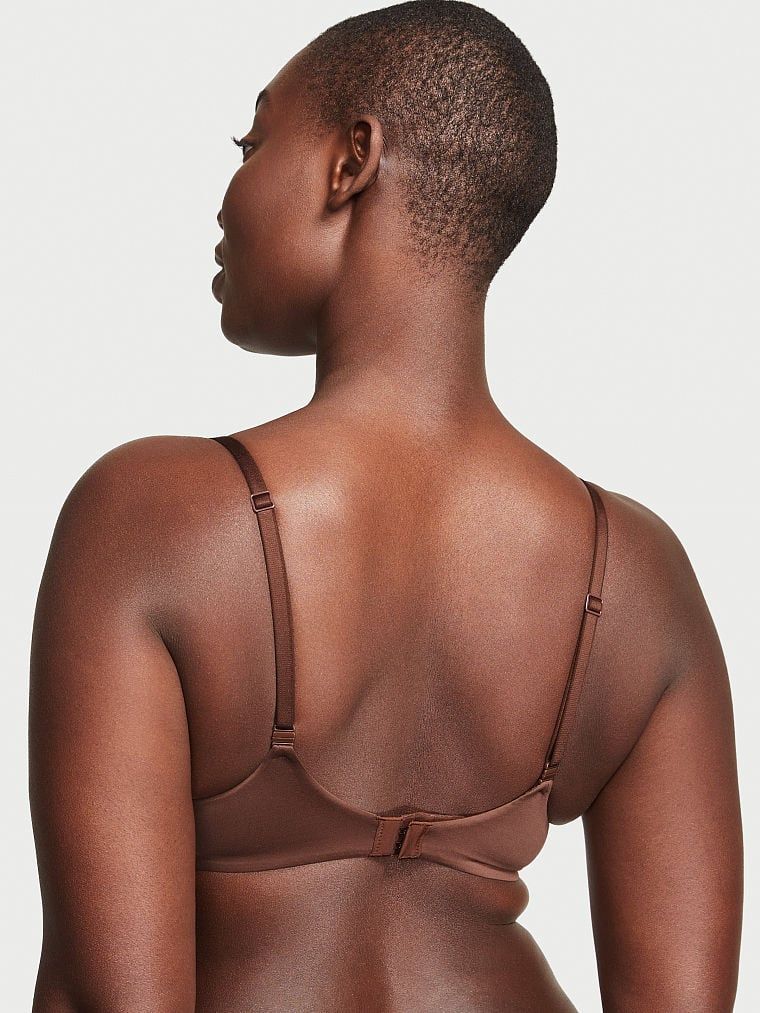 Hladká lehce podšitá Demi mírně vyztužená podprsenka. Produkt je hnědý a pochází z kolekce Body by Victoria.