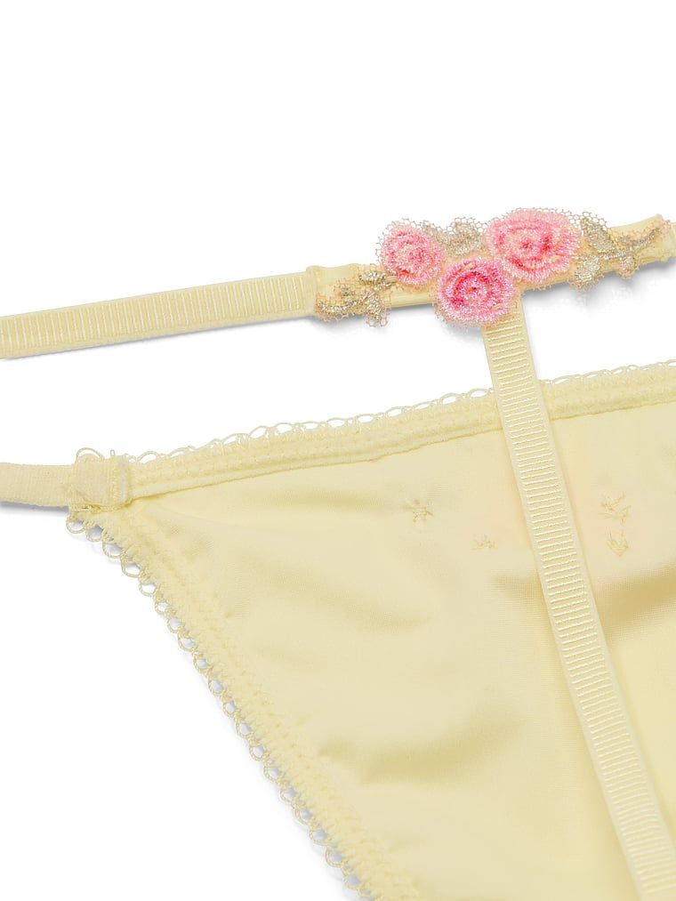 Tanga sladká melodie. Produkt je žluté barvy a pochází z kolekce Dream Angels.