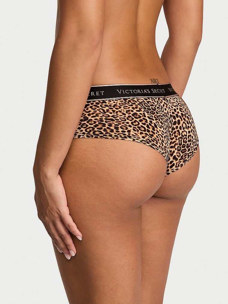 Bavlněné kalhotky s logem Cheeky v pase. Produkt má zvířecí vzor a pochází z kolekce Cotton.