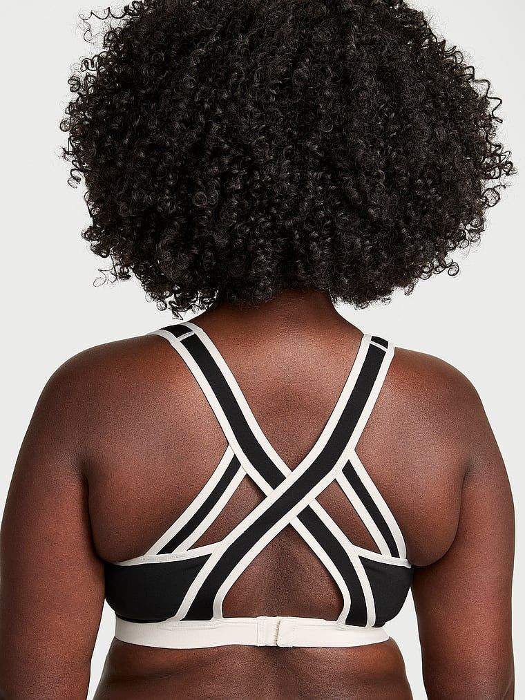 Sportovní podprsenka s ramínky na zádech VSX Incredible Max Strappy-Back. Produkt je černý a pochází z kolekce VSX.