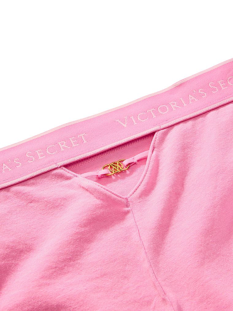 Bavlněné kalhotky s logem a popruhy na zádech Hiphuggera. Produkt je růžové barvy a pochází z kolekce Cotton.