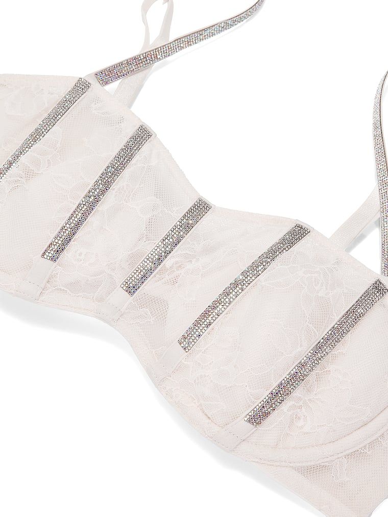 Mírně polstrovaná krajková podprsenka Gradient Shine Bandeau. Produkt je bílé barvy a pochází z kolekce Very Sexy.