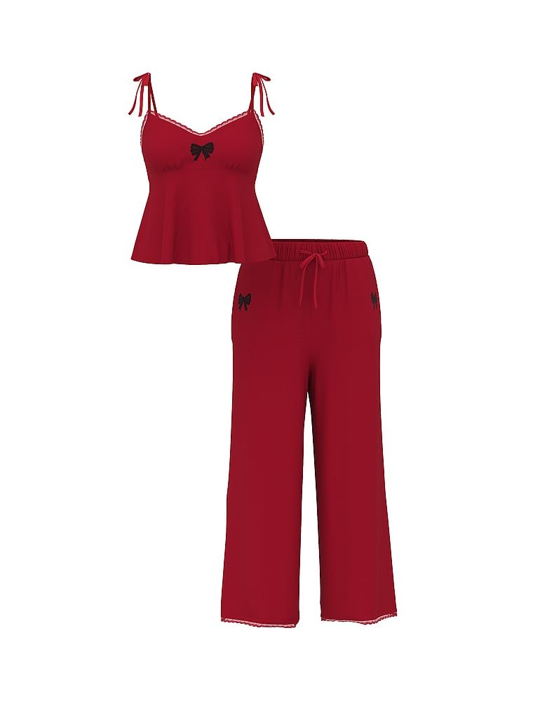 Modalový spací set - horní a široké kalhoty s mašlí. Produkt má červenou barvu a pochází z kolekce Victoria's Secret.