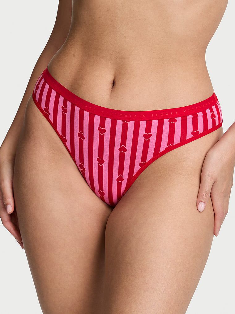 Bavlněné kalhotky v bikinách. Produkt je vzorovaný a pochází z kolekce Victoria's Secret.