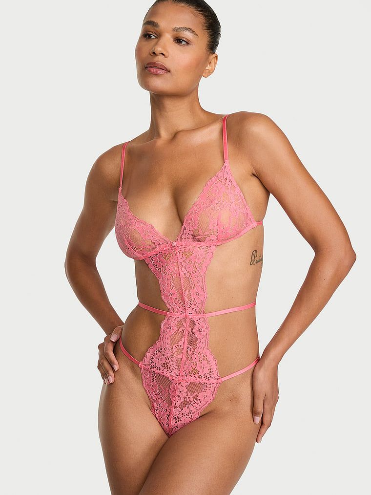 Dream Angels Krajkové trojúhelníkové body se šňůrkami Dare to Dream