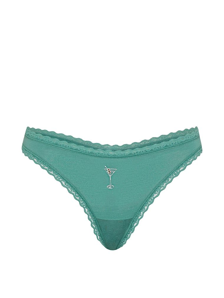 Bavlněné tanga s krajkou na okrajích Lace-Waist. Produkt je vzorovaný a pochází z kolekce Lace Trim.