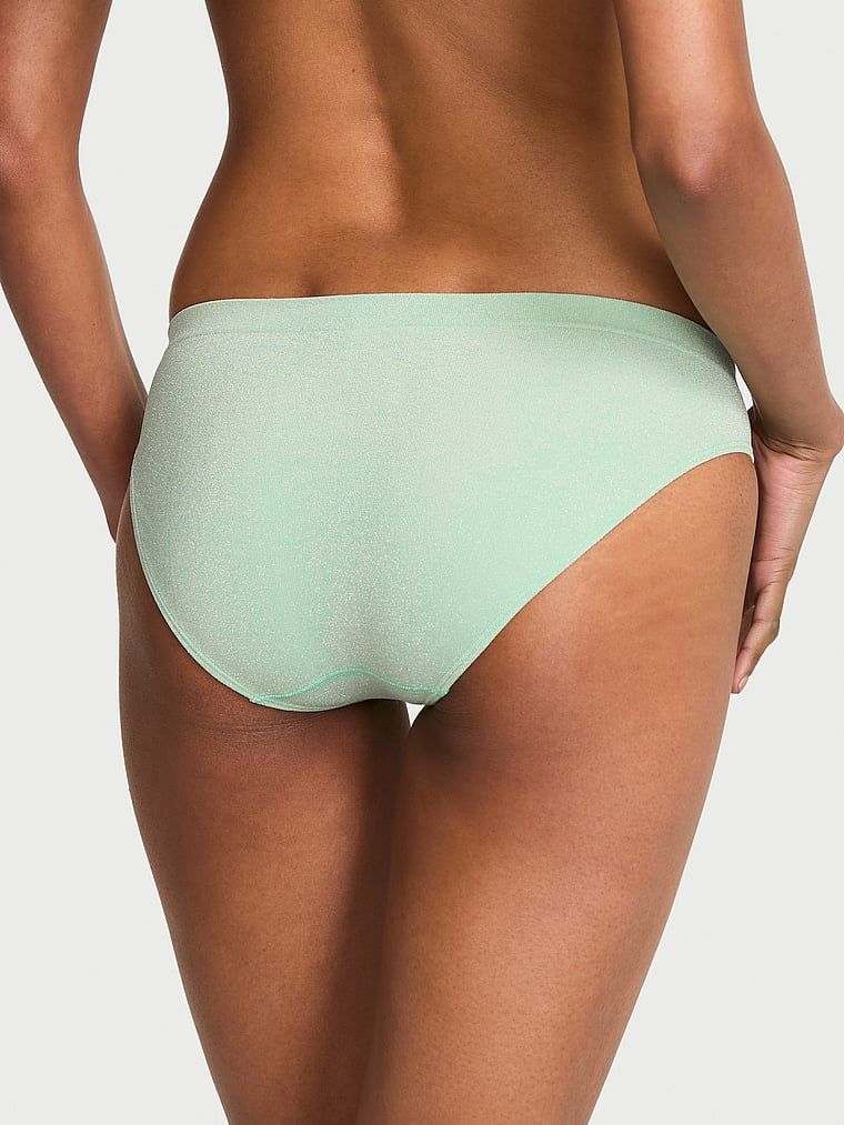 Lesklé třpytivé bikinové kalhotky. Produkt je zelené barvy a pochází z kolekce Seamless.