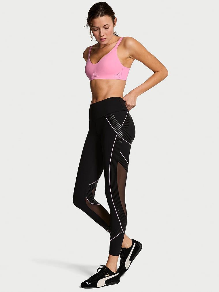 VSX Elevate Refined Contours legíny. Produkt je černý a pochází z kolekce VSX.
