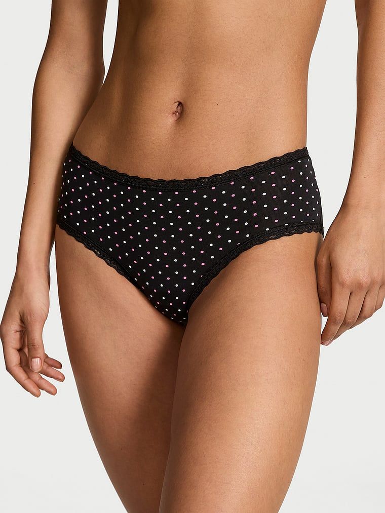 Bavlněné kalhotky s krajkou na okrajích Lace-Waist Cheeky. Produkt je vzorovaný a pochází z kolekce Lacie.