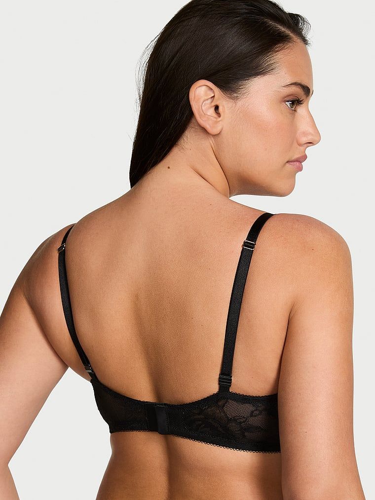 Push-up podprsenka zvětšující 2 velikosti Bombshell Rose Lace. Produkt je černý a pochází z kolekce Very Sexy.