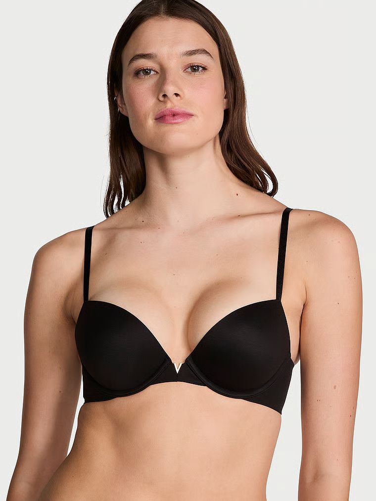 Push-up podprsenka Smooth. Produkt je černý a pochází z kolekce Dream Angels.