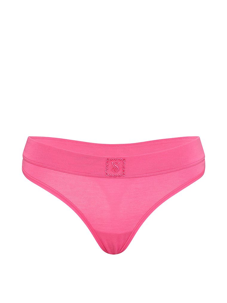 Bavlněné tanga s přišitým krajkovým logem. Produkt je růžové barvy a pochází z kolekce Cotton.