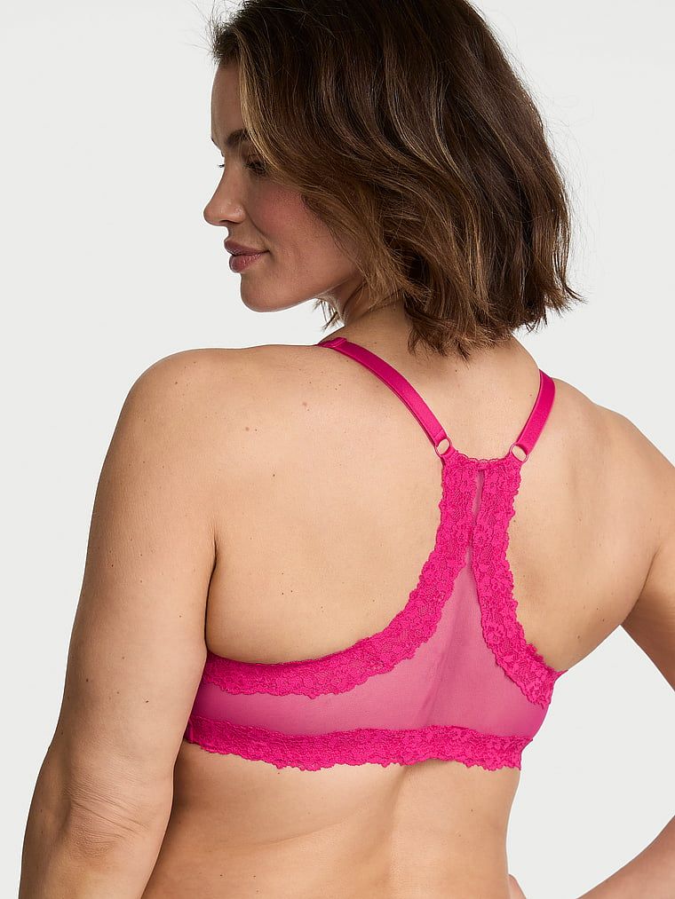 Lehce přišitá podprsenka zapnutá vpředu silně uzavřenými košíčky Racerback. Produkt je růžové barvy a pochází z kolekce Body by Victoria.