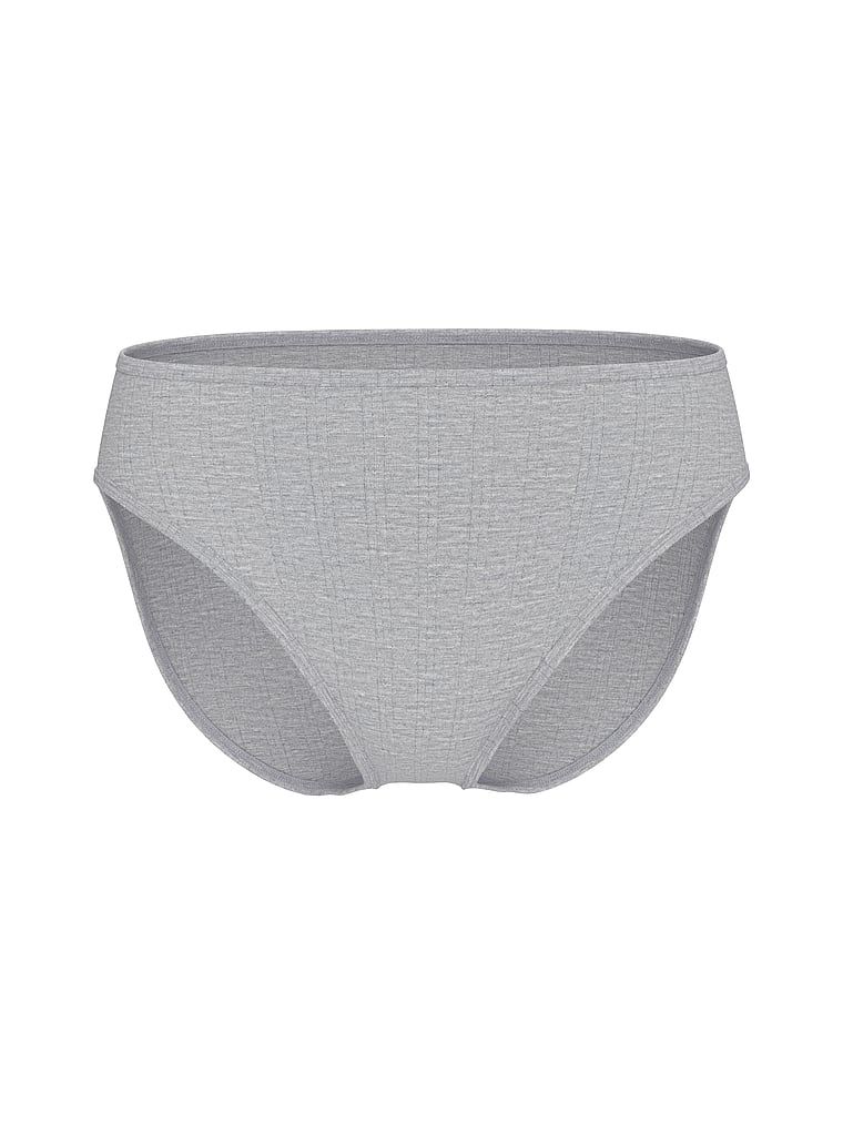 Modální slipy s vysoce střiženými nohavičkami, ultra-jemné slipy. Produkt je šedé barvy a pochází z kolekce Victoria's Secret.