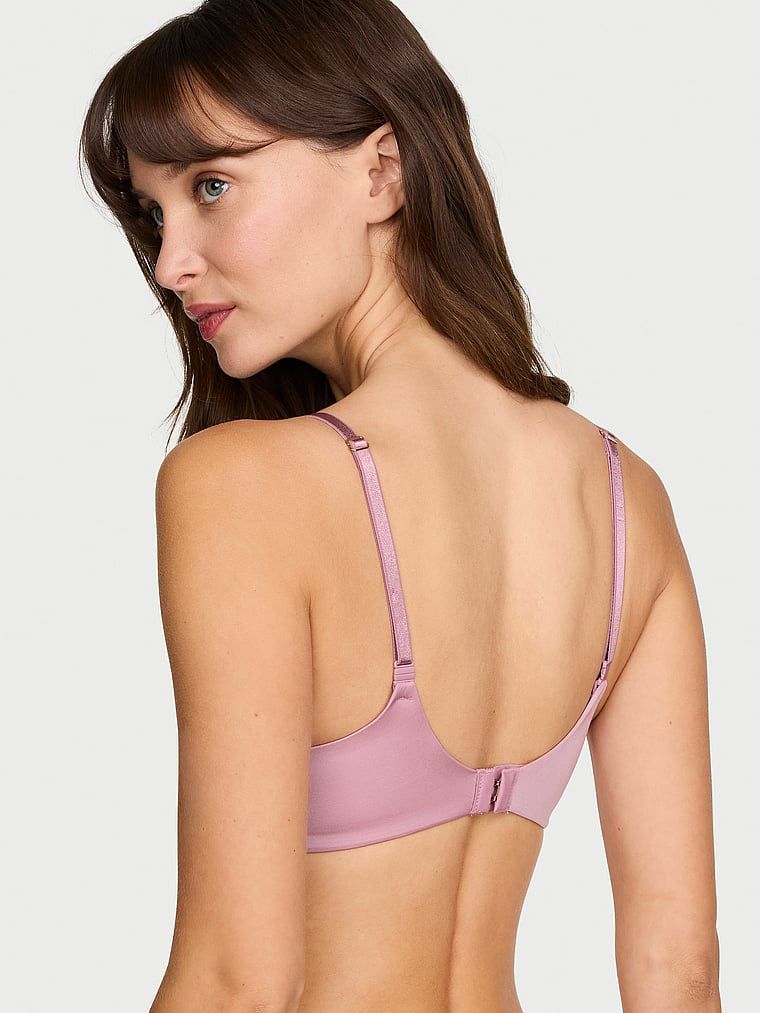 Podprsenka na push-up bez kosticí, tak posedlá. Produkt je růžové barvy a pochází z kolekce Very Sexy.