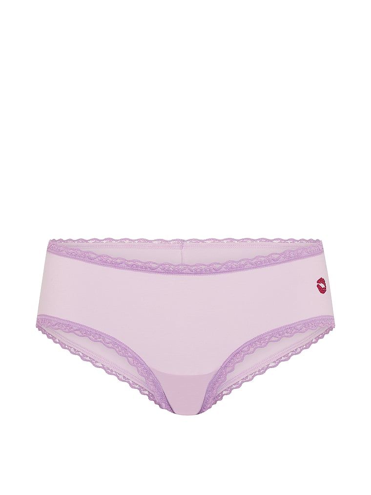 Bavlněné kalhotky s krajkou na okrajích Lace-Waist Cheeky. Produkt je fialové barvy a pochází z kolekce Lace Trim.