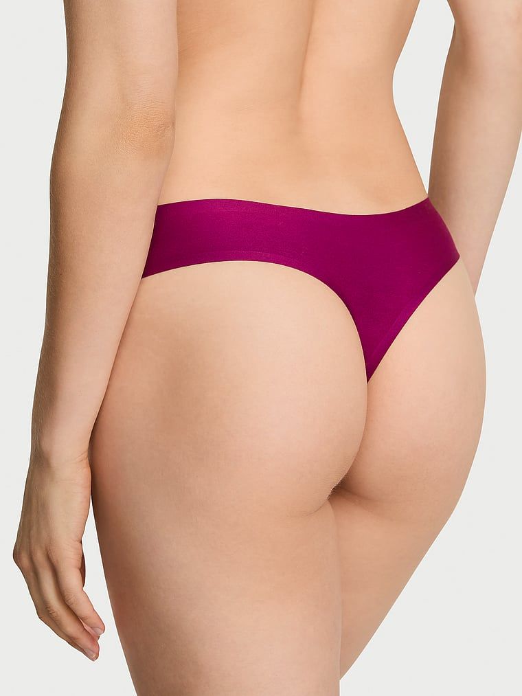 Flexibilní tanga z mikrovlákna. Produkt je růžový a pochází z kolekce Body by Victoria.