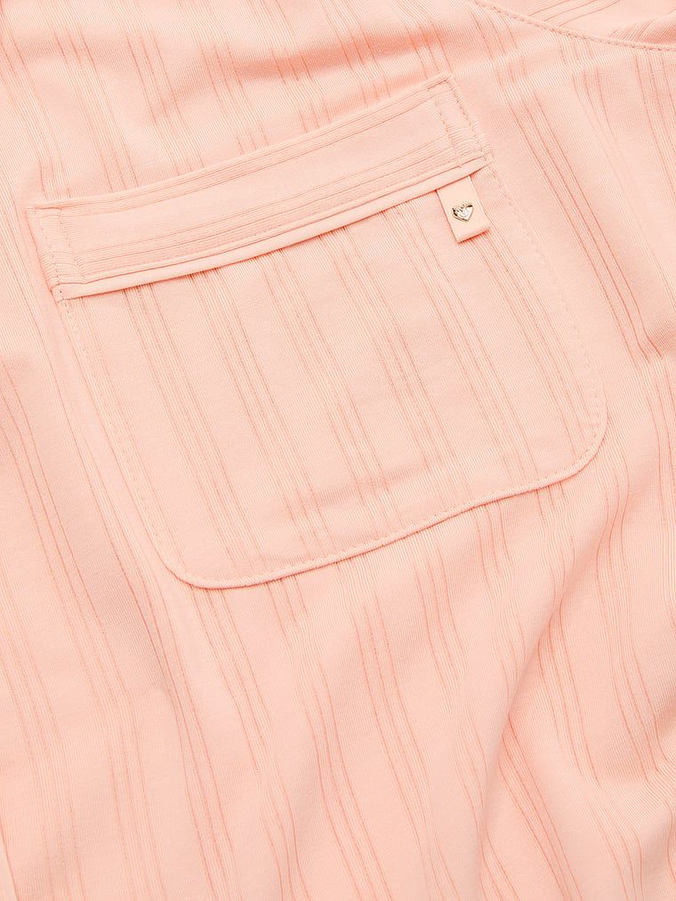 Modální pyžamo s kraťasy SoSoft Ultra-Fine. Produkt je růžové barvy a pochází z kolekce Victoria's Secret.