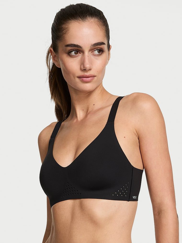 Sportovní podprsenka s výstřihem do V VSX Featherweight. Produkt je černý a pochází z kolekce VSX.