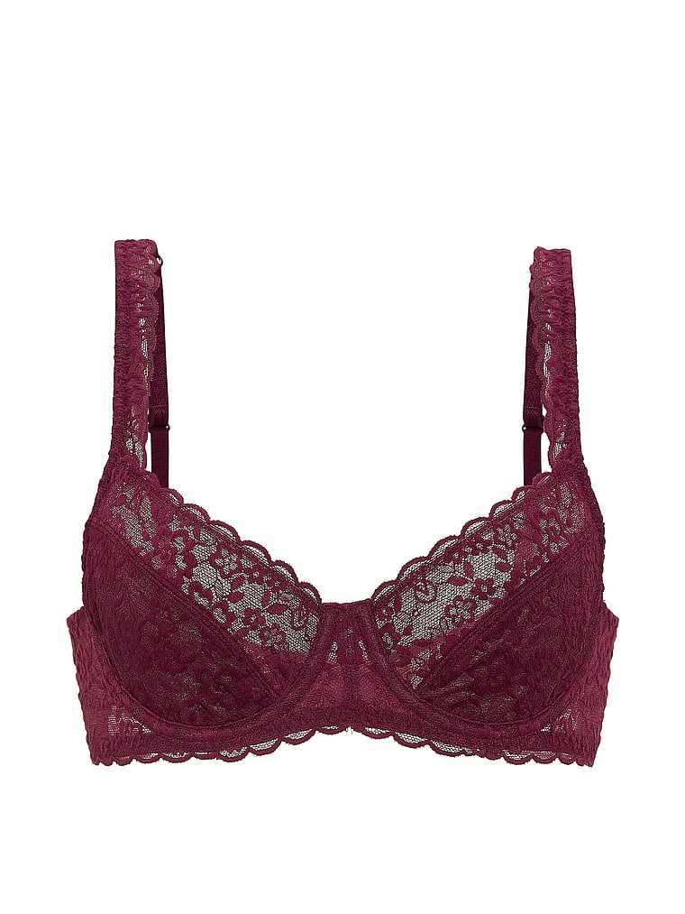 Krajková podprsenka s balkonem bez vycpávky. Produkt je růžové barvy a pochází z kolekce Victoria's Secret.