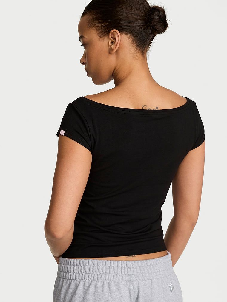 Bavlněné tričko s výstřihem do člunu, Boatneck. Produkt je černý a pochází z kolekce Angel Essentials.