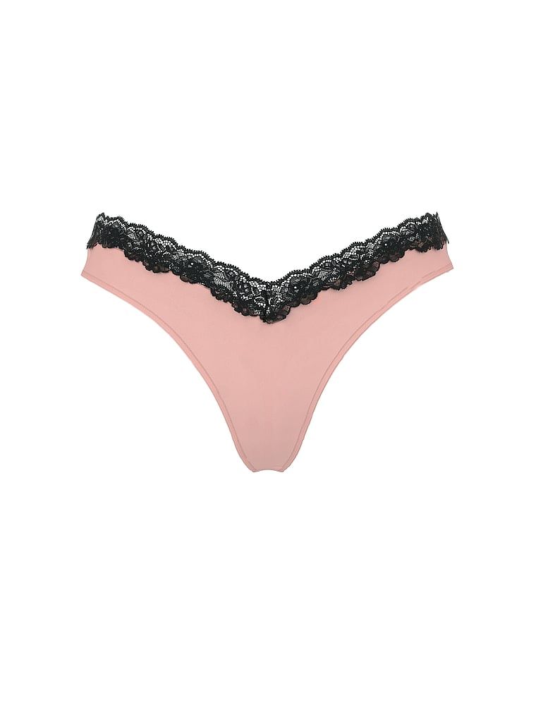 Tanga s krajkou a vysoko střiženými nohavičkami. Produkt je růžové barvy a pochází z kolekce Very Sexy.