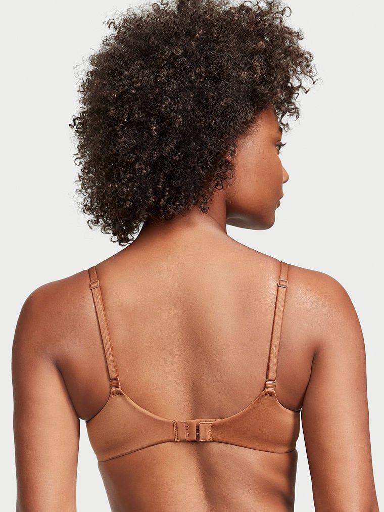 Hladká Demi mírně vyztužená podprsenka. Produkt je hnědý a pochází z kolekce Body by Victoria.
