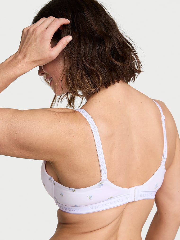 Push-up bavlněná podprsenka s výšivkou Perfect Shape. Produkt je vzorovaný a pochází z kolekce triček.