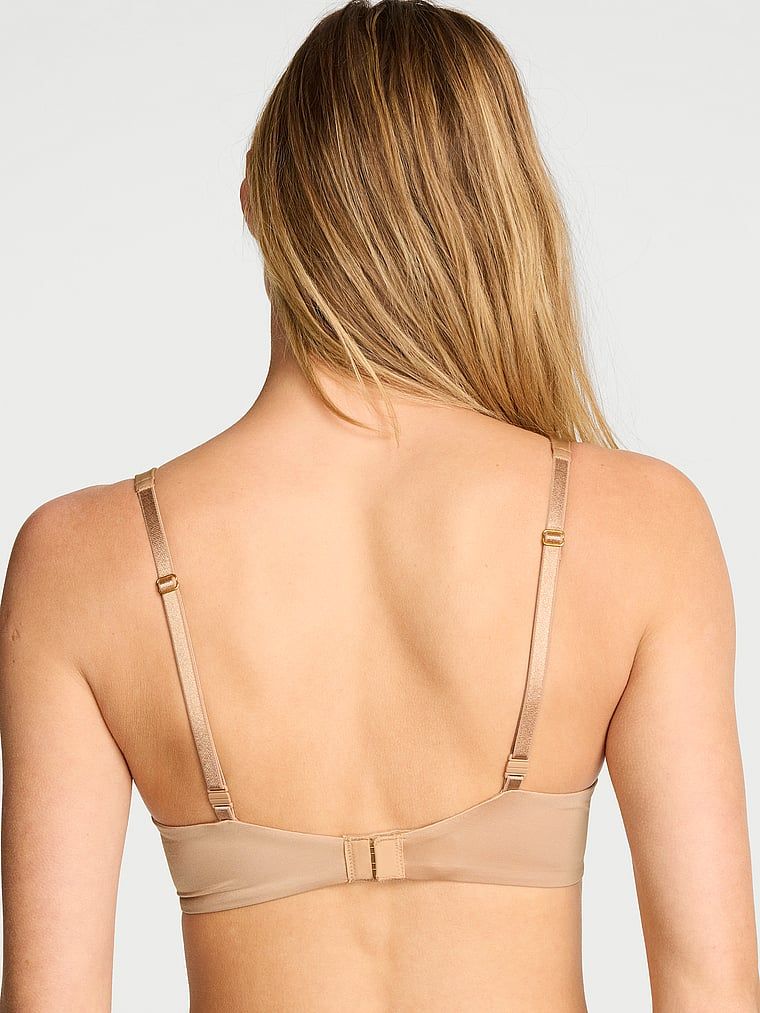 Mírně vycpávaná podprsenka Smooth Plunge. Produkt je béžové barvy a pochází z kolekce Very Sexy.