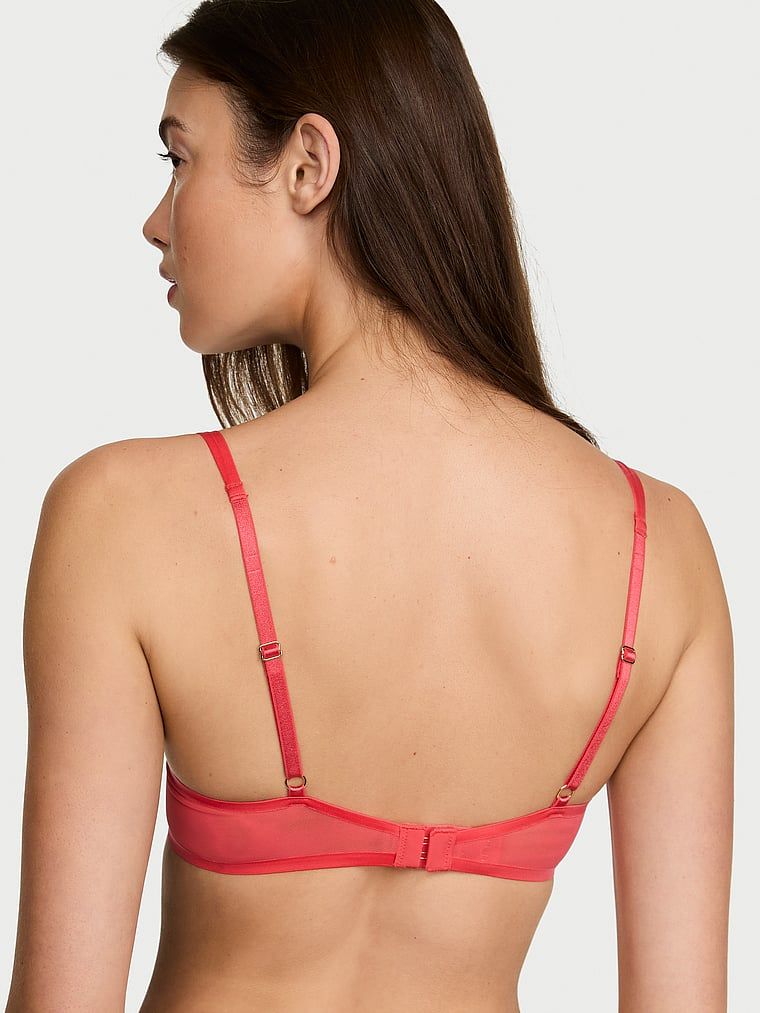Podprsenka Sheer Reveal Balconette bez vycpávky. Produkt je růžové barvy a pochází z kolekce Very Sexy.