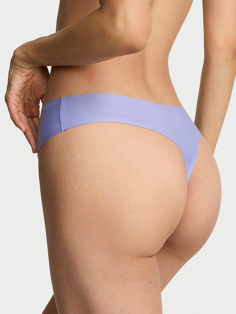 Flex mikrovláknové tanga. Produkt je fialové barvy a pochází z kolekce Body by Victoria.