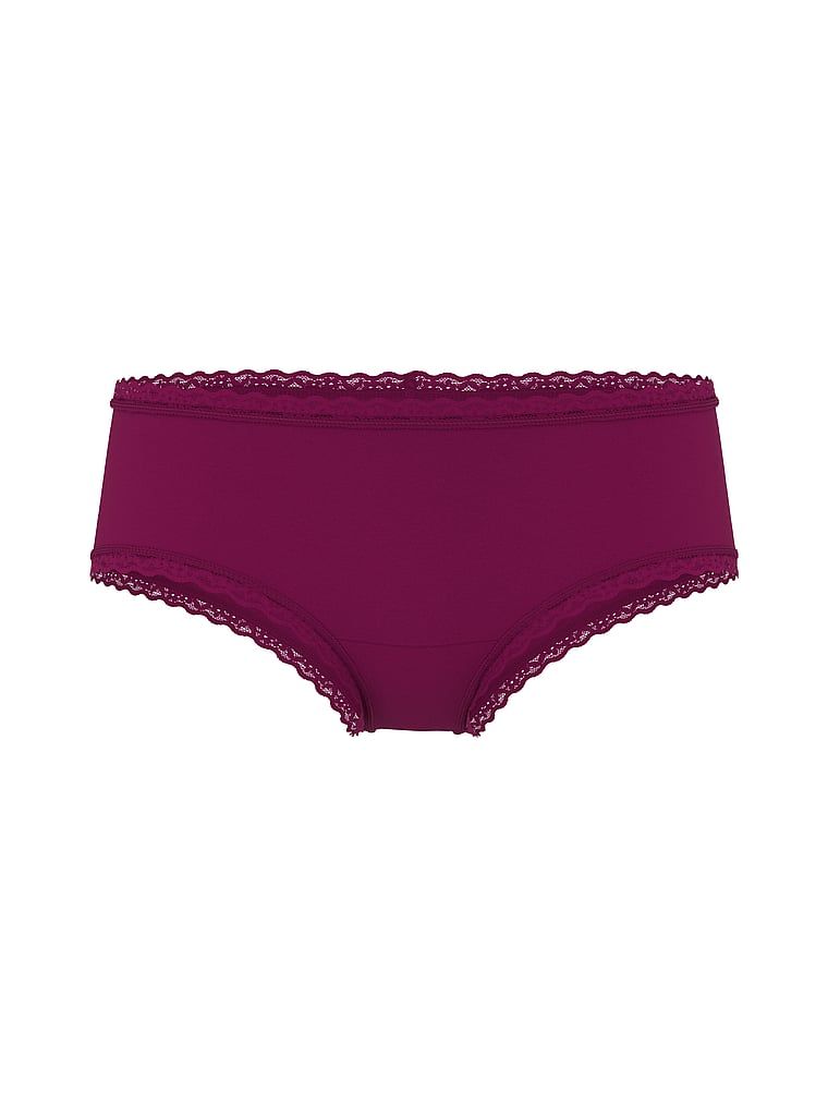 Bavlněné kalhotky s krajkou na okrajích Lace-Waist Cheeky. Produkt je růžový a pochází z kolekce Body by Victoria.