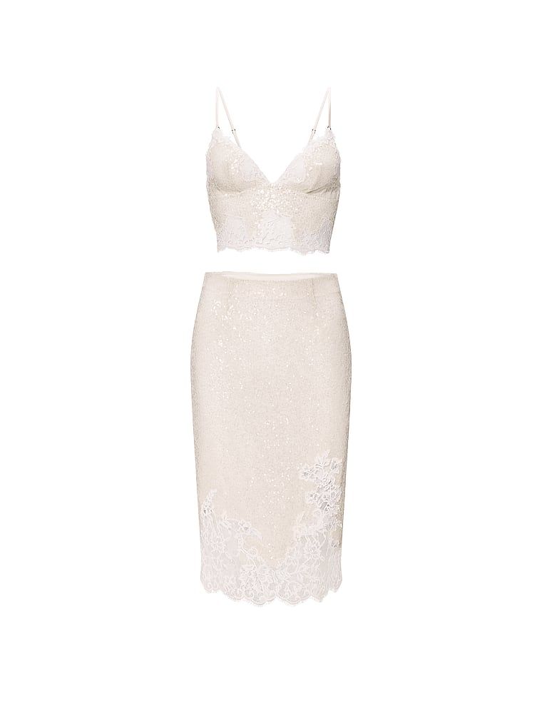Připravená pro nevěstu – horní braletka a sukně Atelier Bridal. Produkt je vzorovaný a pochází z kolekce Dream Angels.