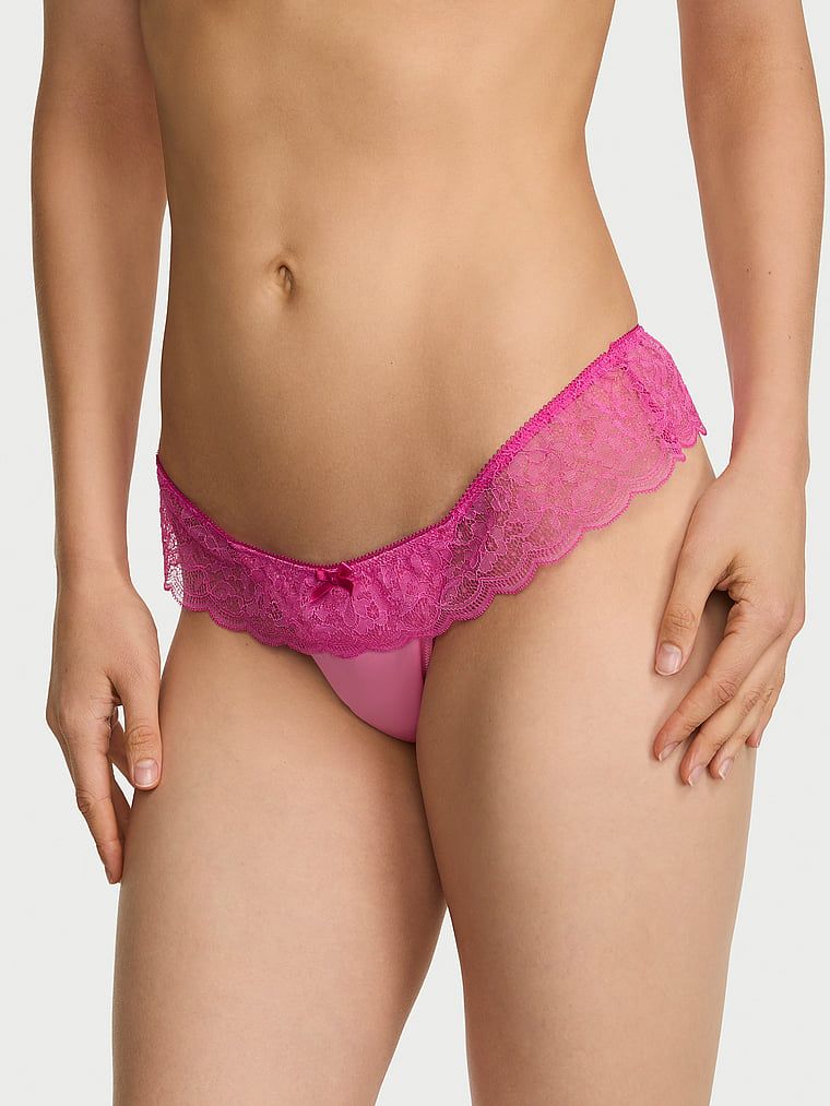 Victoria's Secret Saténová tanga Tease s krajkovým lemem a krátkou sukýnkou