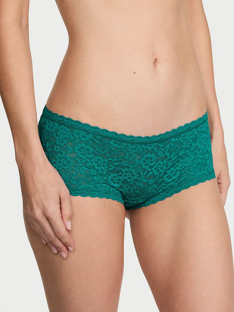 Krajkové kraťasy s nízkým pasem Boyshorts. Produkt je modré barvy a pochází z kolekce Lacie.