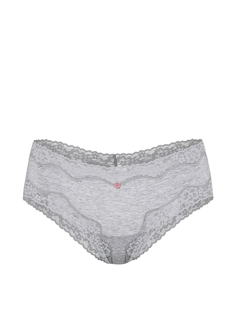 Bavlněné kalhotky s krajkou na okrajích Lace-Waist Cheeky. Produkt je šedé barvy a pochází z kolekce Lace Trim.