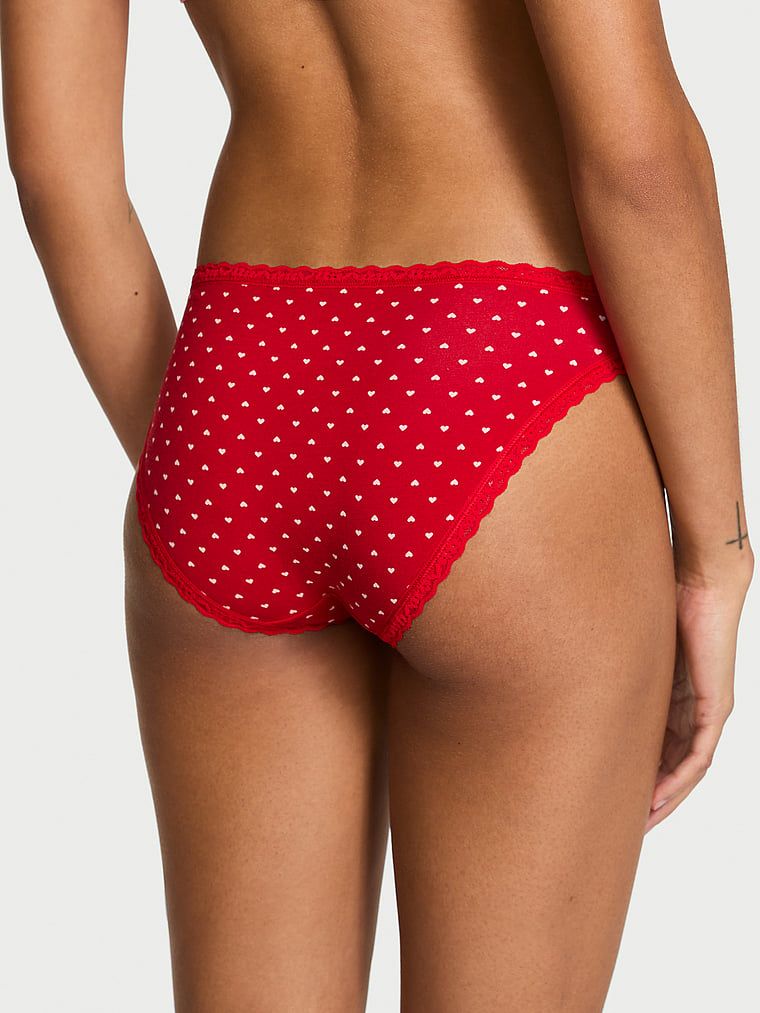 Bavlněné kalhotky s krajkovými bikinami s krajkovým lemováním. Produkt je vzorovaný a pochází z kolekce Lace Trim.