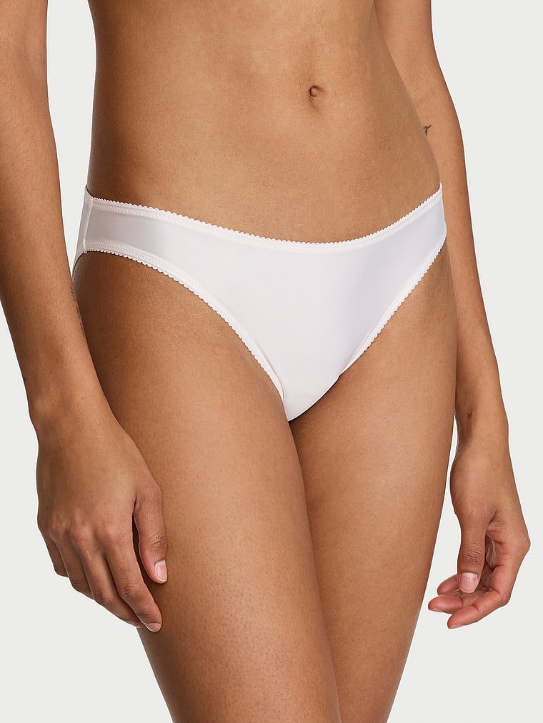 Nevěsta Bikiny Nevěsta Kalhotky. Produkt je bílý a pochází z kolekce Dream Angels.