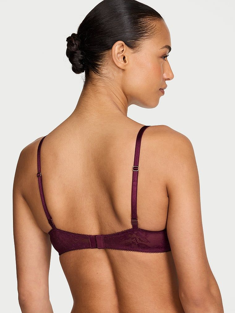 Push-up zvětšující podprsenka 2 velikosti Bombshell Rose Lace. Produkt je růžové barvy a pochází z kolekce Very Sexy.