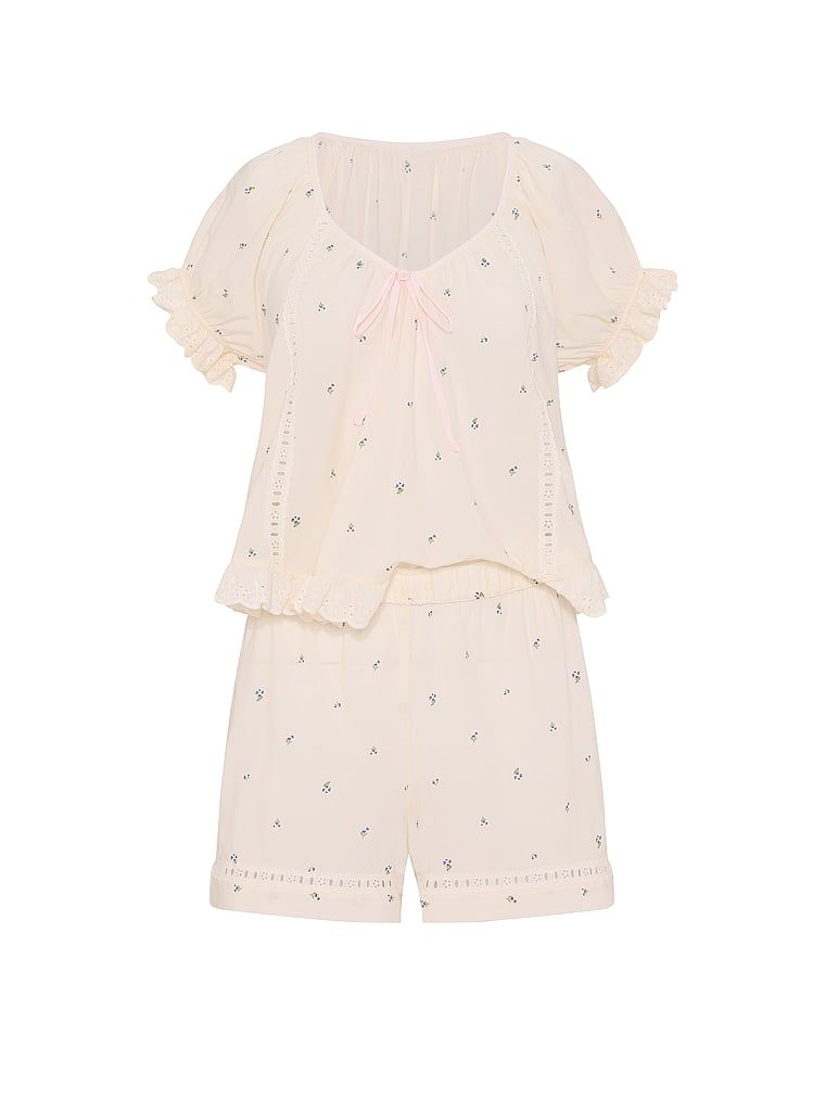 Vintage bavlněné pyžamo s kraťasy Dream. Produkt má květinový vzor a pochází z kolekce Victoria's Secret.