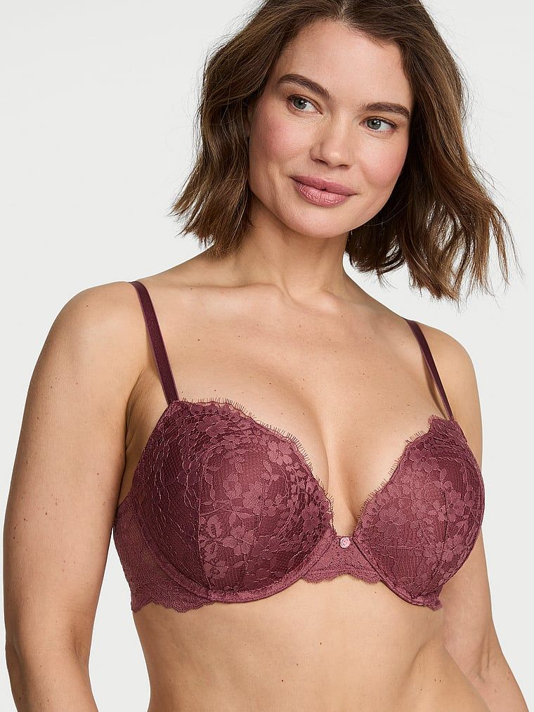 Push-up podprsenka Dream Angels. Produkt je růžové barvy a pochází z kolekce Dream Angels.