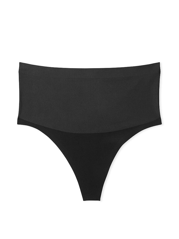 Vyhlazující tvarující tanga s vysokým pasem. Produkt je černý a pochází z kolekce Body by Victoria.