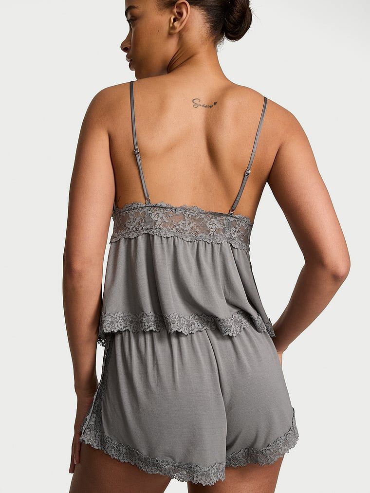 Modální spací sada – top s ramínky a šortky SoSoft. Produkt je šedé barvy a pochází z kolekce Victoria's Secret.