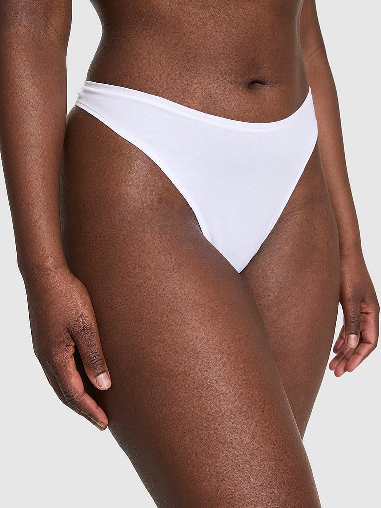 Bavlněná tanga s vysoko vykrojenou nohavičkou