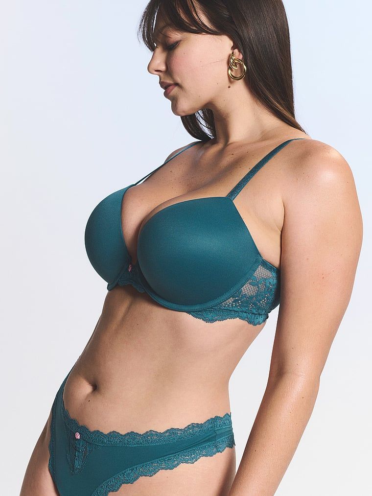 Push-up podprsenka Smooth a Lace. Produkt má modrou barvu a pochází z kolekce Dream Angels.