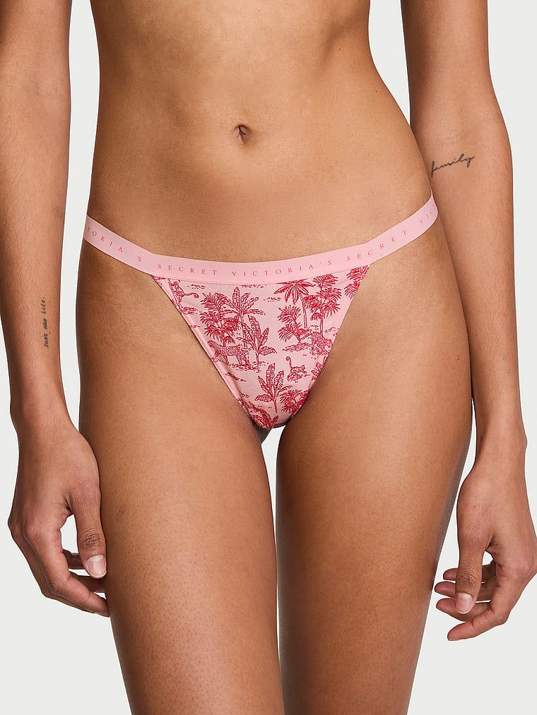 Pružné bavlněné tanga. Produkt je vzorovaný a pochází z kolekce Victoria's Secret.