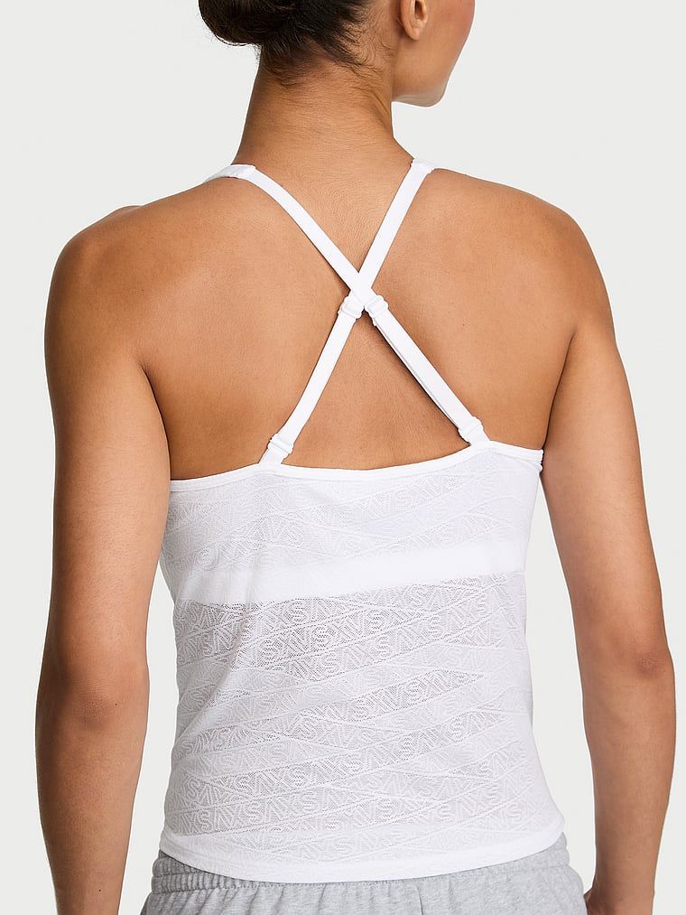 Sportovní top s logem VSX Lace. Produkt je bílé barvy a pochází z kolekce VSX.