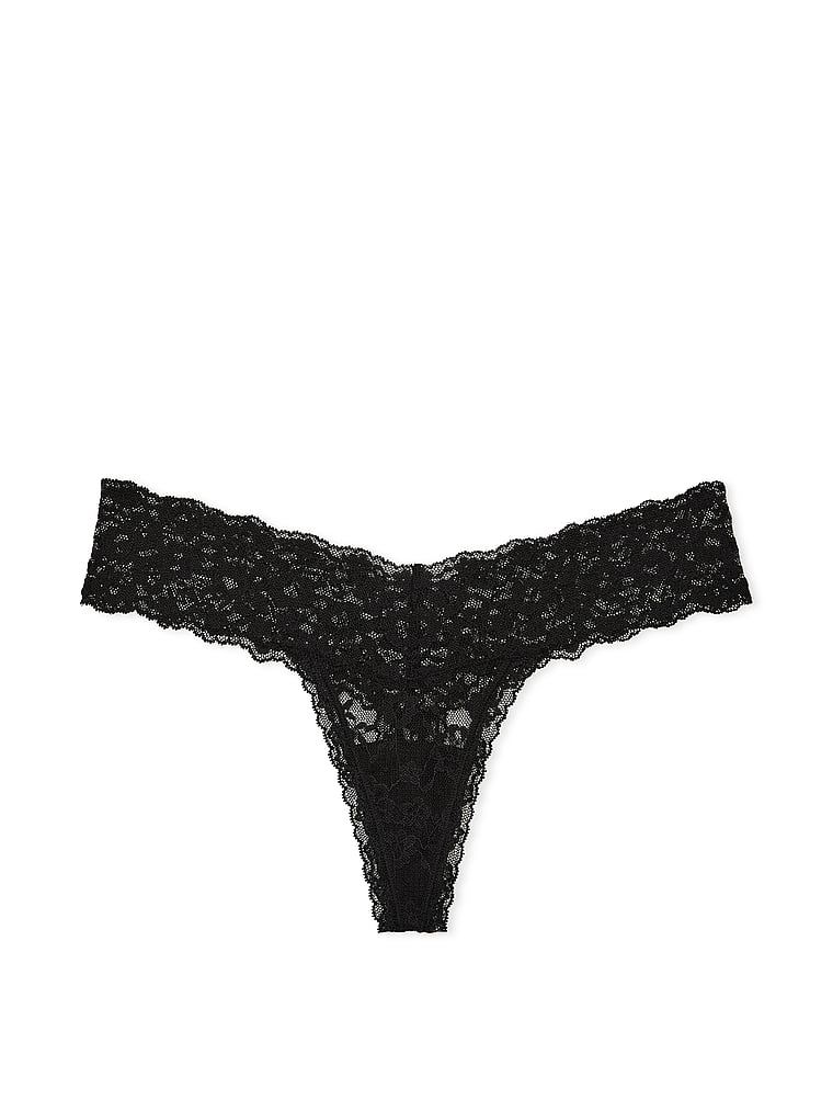 Tanga s krajkou Lace. Produkt je černý a pochází z kolekce Lacie.