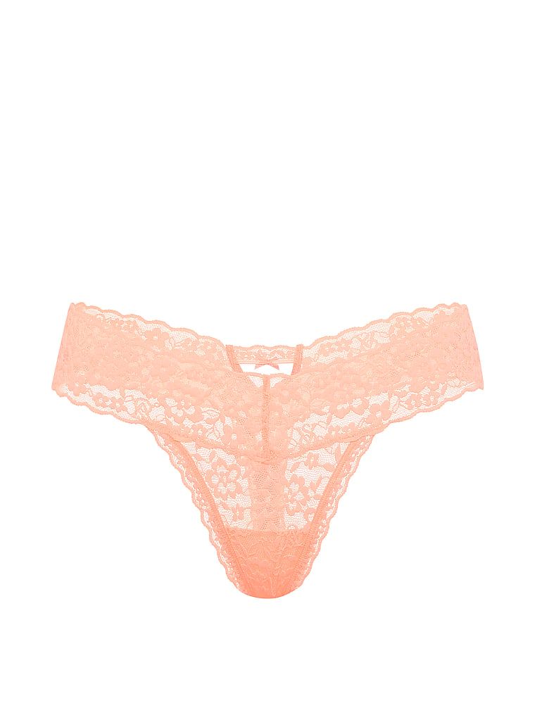 Krajkové tanga Keyhole. Produkt je růžové barvy a pochází z kolekce Lacie.